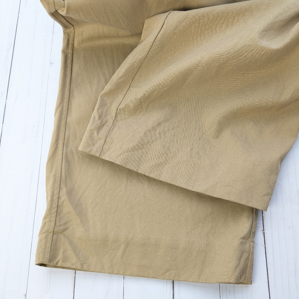 Everlane • The Draper Pleated Pant - Picture 7 of 9